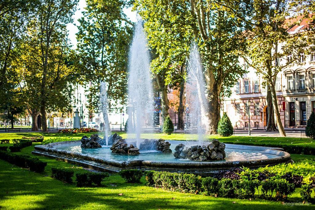 Local Heart At Main Square And Zrinjevac Park! Leilighet Zagreb Eksteriør bilde